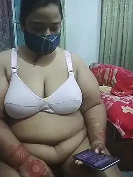 momo loves online show from 25, 3, 2026