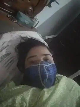 momo loves online show from 10, 4, 2026