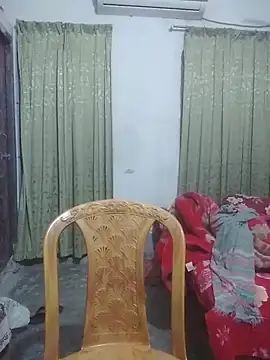 momo loves online show from 25, 2, 2026