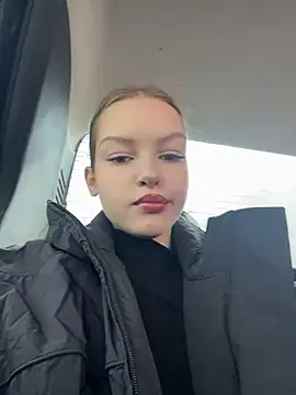 Snapshot of AshleyMur chatting on 9, 5, 2026 AshleyMur online show from 9, 5, 2026