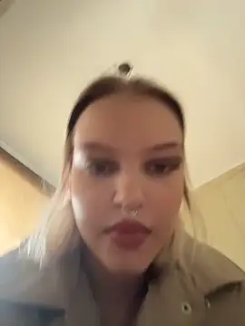 Snapshot of AshleyMur chatting on 26, 5, 2026 AshleyMur online show from 26, 5, 2026