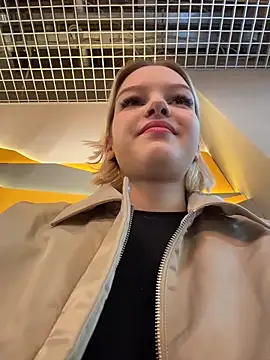 AshleyMur online show from 11, 4, 2026