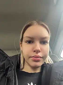 Snapshot of AshleyMur chatting on 23, 5, 2026 AshleyMur online show from 23, 5, 2026