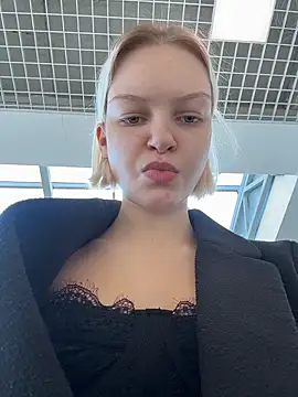 AshleyMur online show from 27, 3, 2026