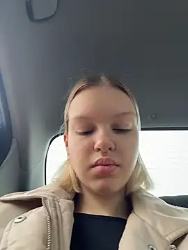 Snapshot of AshleyMur chatting on 29, 5, 2026 AshleyMur online show from 29, 5, 2026