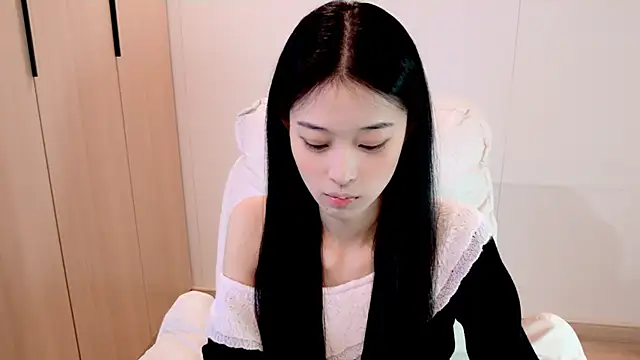 Snapshot of iiiiiiiiiu chatting on 18, 1, 2026 iiiiiiiiiu online show from 18, 1, 2026