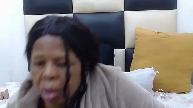 SEXY MATURExx online show from 8, 2, 2026