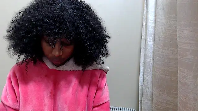 Snapshot of ExtraDoll chatting on 9, 5, 2026 ExtraDoll online show from 9, 5, 2026