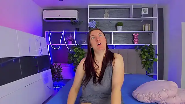 Snapshot of StephieRousee chatting on 23, 5, 2026 StephieRousee online show from 23, 5, 2026