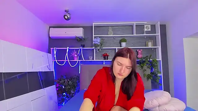 StephieRousee online show from 20, 4, 2026