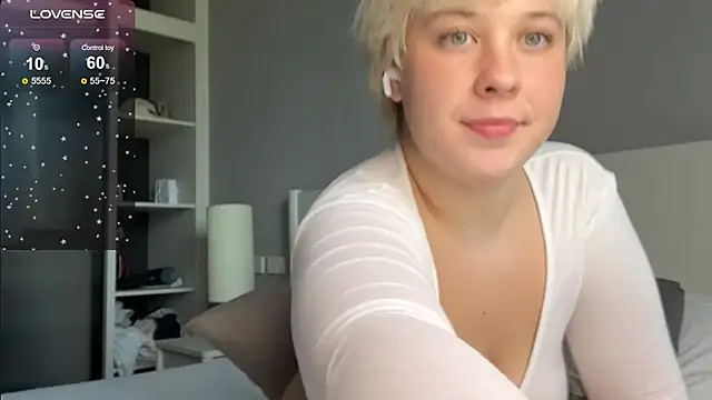 EvaSuunny online show from 28, 4, 2026