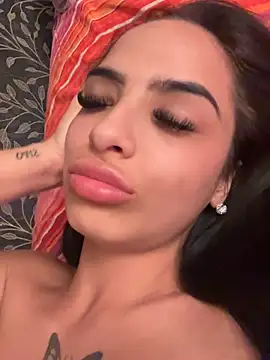 Snapshot of Evelin199 chatting on 31, 5, 2026 Evelin199 online show from 31, 5, 2026