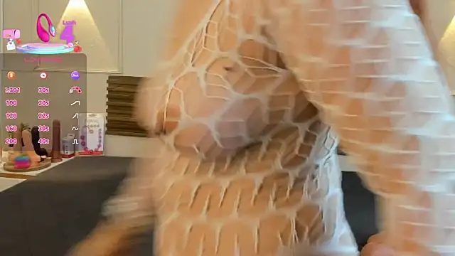 mia gold  online show from 31, 3, 2026