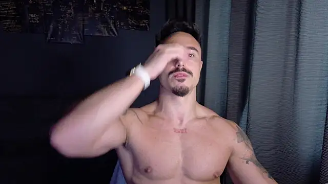 Snapshot of Master_Lukas chatting on 29, 4, 2026 Master Lukas online show from 29, 4, 2026