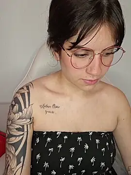 kuritto  online show from 12, 2, 2026