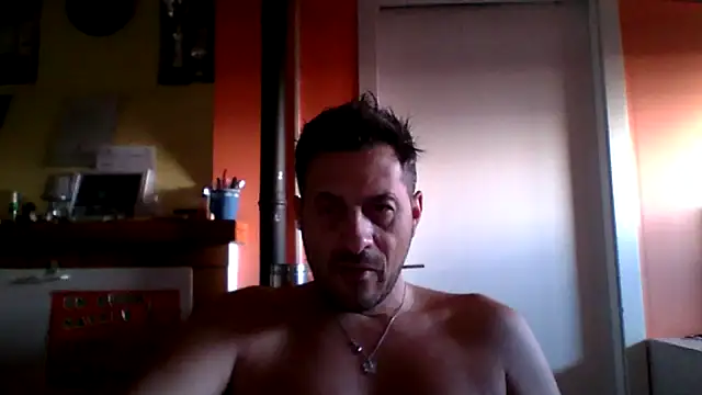 Snapshot of colosone chatting on 1, 12, 2025 colosone online show from 1, 12, 2025