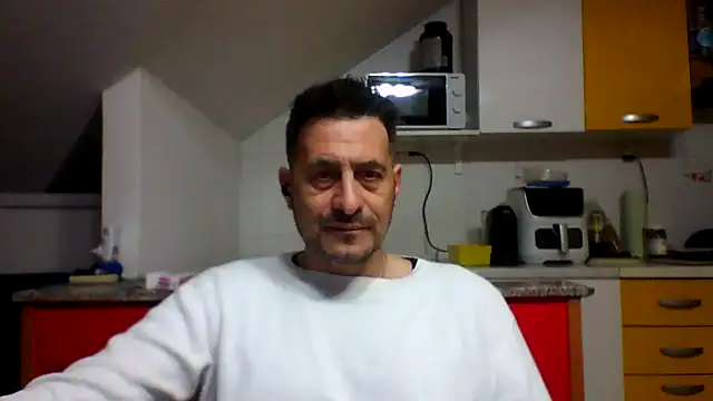 Snapshot of colosone chatting on 9, 3, 2026 colosone online show from 9, 3, 2026