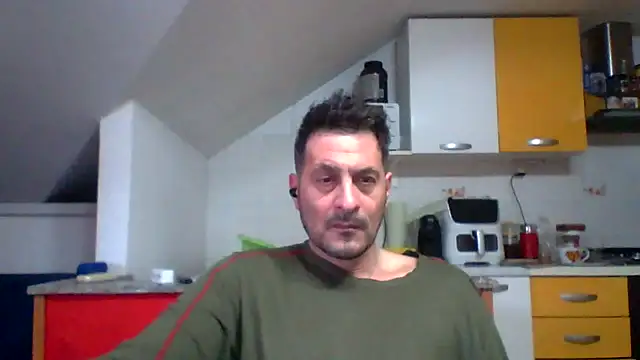 Snapshot of colosone chatting on 5, 2, 2026 colosone online show from 5, 2, 2026