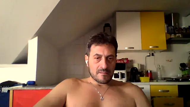 Snapshot of colosone chatting on 3, 12, 2025 colosone online show from 3, 12, 2025