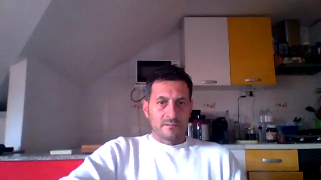 Snapshot of colosone chatting on 18, 10, 2025 colosone online show from 18, 10, 2025