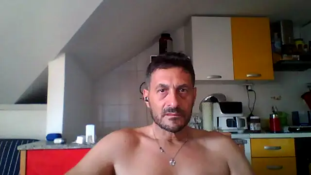 Snapshot of colosone chatting on 1, 6, 2026 colosone online show from 1, 6, 2026