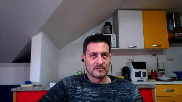 Snapshot of colosone chatting on 11, 2, 2026 colosone online show from 11, 2, 2026