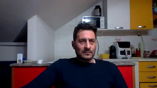 Snapshot of colosone chatting on 1, 3, 2026 colosone online show from 1, 3, 2026