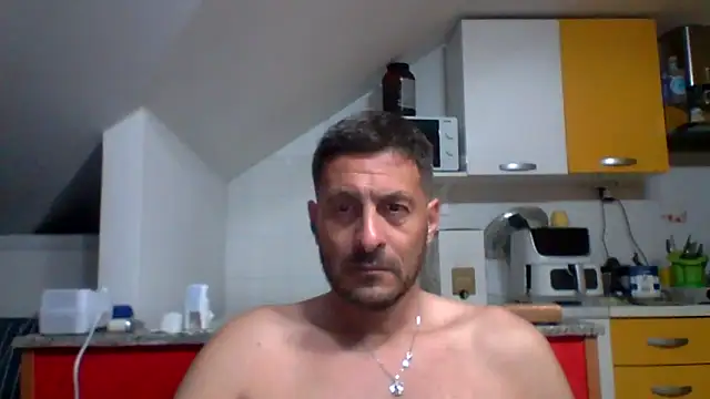 Snapshot of colosone chatting on 29, 5, 2026 colosone online show from 29, 5, 2026