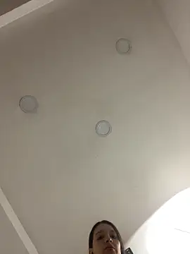 Violett hott  online show from 12, 4, 2026