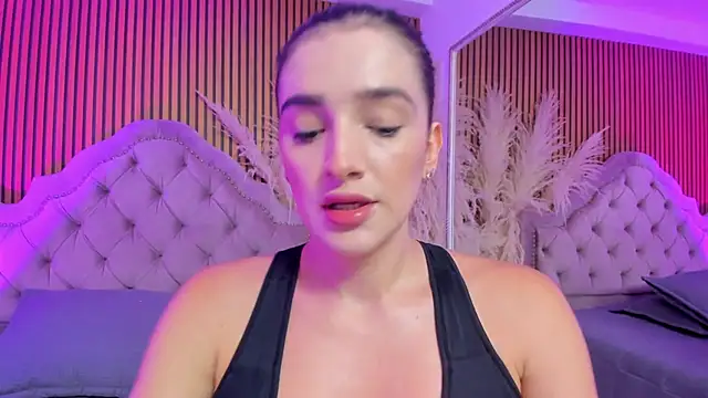 Violett hott  online show from 4, 3, 2026
