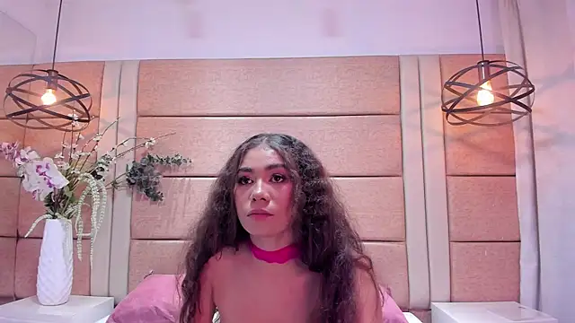 CamilaCastillo online show from 13, 2, 2026