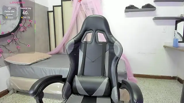 Luna  02 online show from 25, 3, 2026