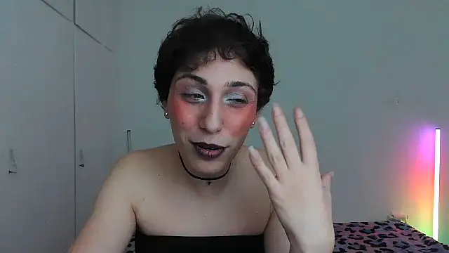 HoneyValentine online show from 23, 2, 2026