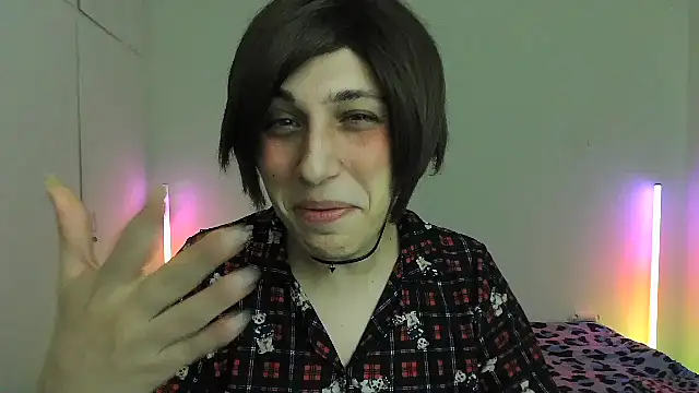 HoneyValentine online show from 1, 3, 2026