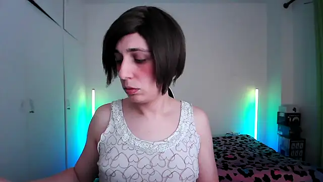 HoneyValentine online show from 17, 4, 2026