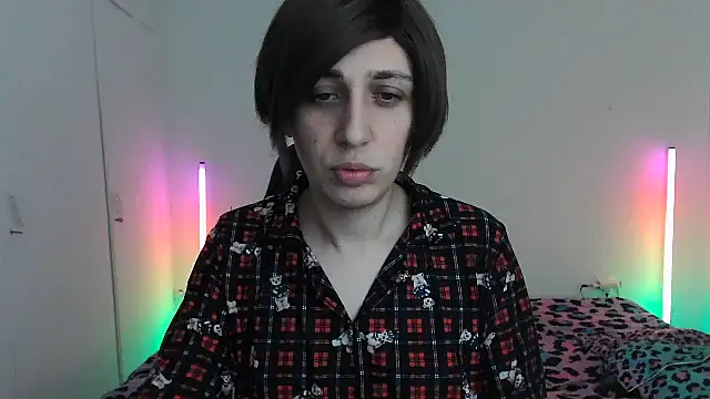 HoneyValentine online show from 19, 3, 2026