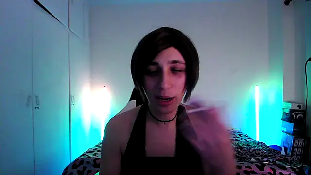 HoneyValentine online show from 27, 3, 2026