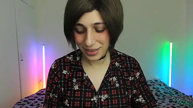 HoneyValentine online show from 18, 2, 2026