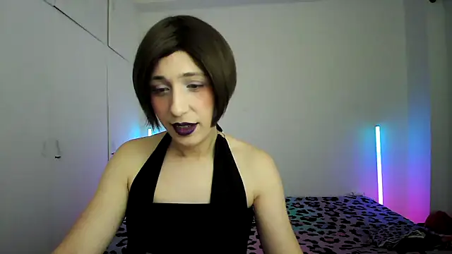 HoneyValentine online show from 3, 2, 2026