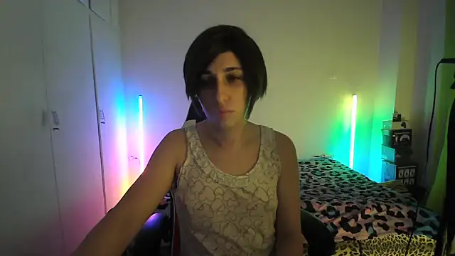 HoneyValentine online show from 10, 5, 2026