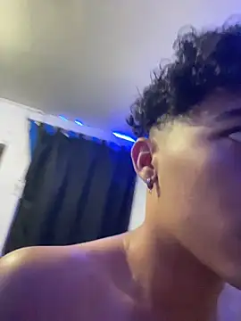 jamescurly00 online show from 10, 3, 2026