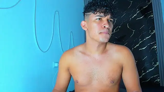 jamescurly00 online show from 19, 1, 2026