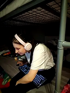 LissieDemons online show from 12, 2, 2026