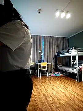 LissieDemons online show from 10, 2, 2026