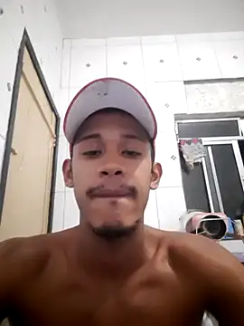 Snapshot of Magrinhodelicia011 chatting on 12, 5, 2026 Magrinhodelicia011 online show from 12, 5, 2026
