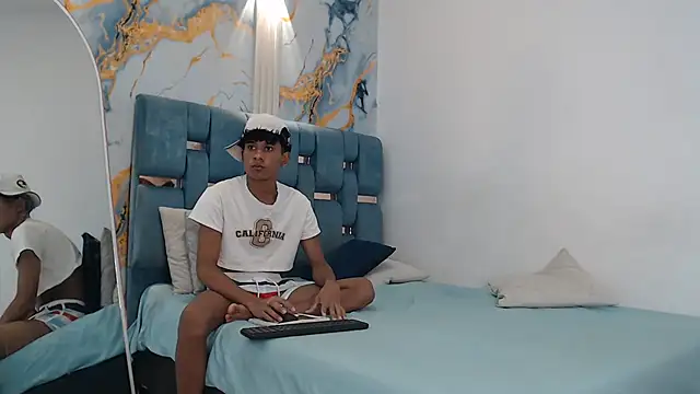 Snapshot of MAPOLA_GREAT chatting on 4, 2, 2026 MAPOLA GREAT online show from 4, 2, 2026