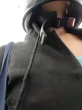 Michelle ec online show from 15, 4, 2026