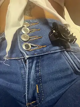 Michelle ec online show from 7, 4, 2026