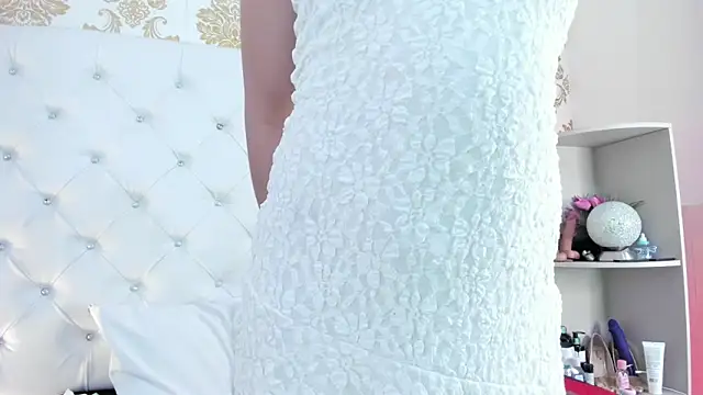 pinky  bunny online show from 4, 2, 2026