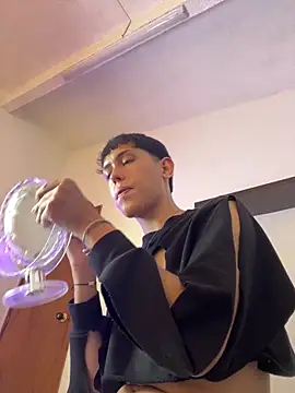 Iamcami  online show from 5, 3, 2026